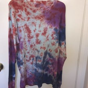 Long sleeve tye dye